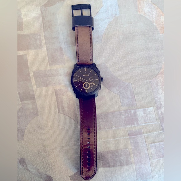 Fossil Men’s Leather Watch (Chronograph and Date) - Picture 3 of 15